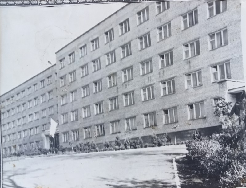 Фото. Будівля гуртожитку Балтського педучилища