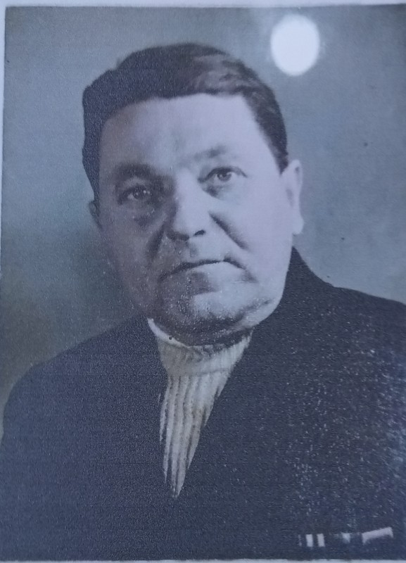 Фото. Масленко Павло Петрович - бригадир бетонного цеху міжколгоспбуду.