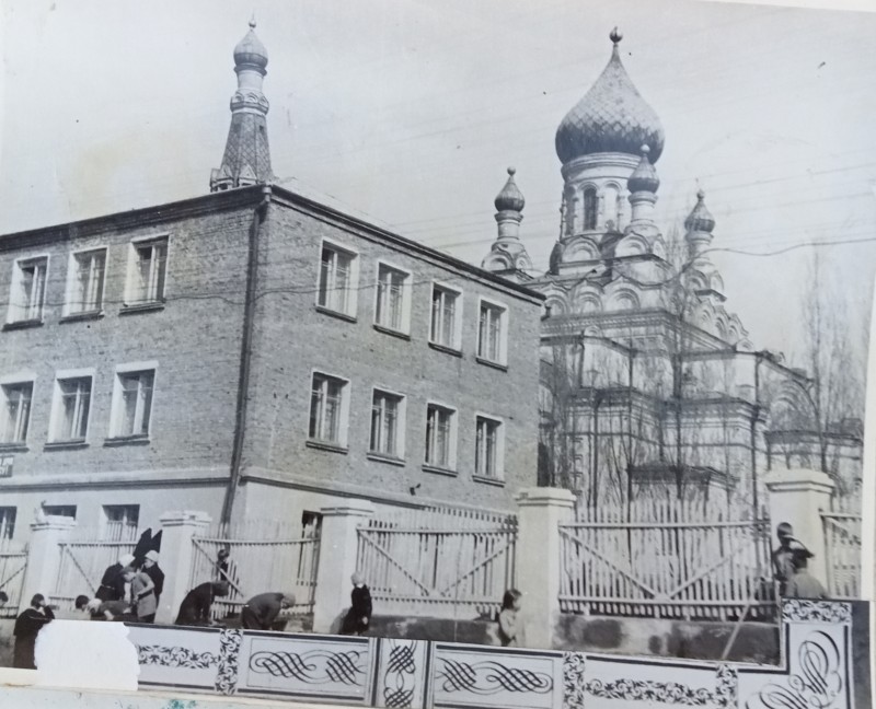 Фото. Вид на Свято-Успенський собор в місті Балта.