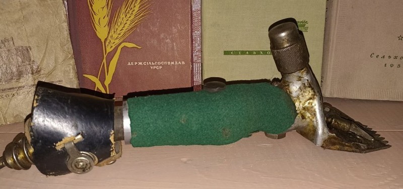 Механічна машинка для ручної стрижки овець