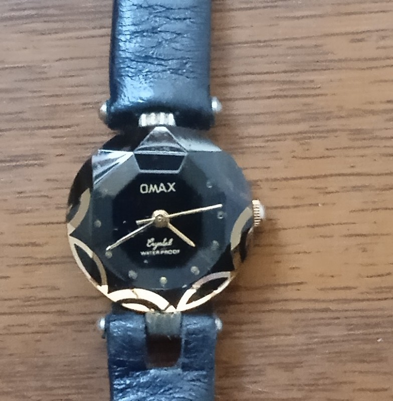 Годинник жіночий наручний "Omax" з ремінцем