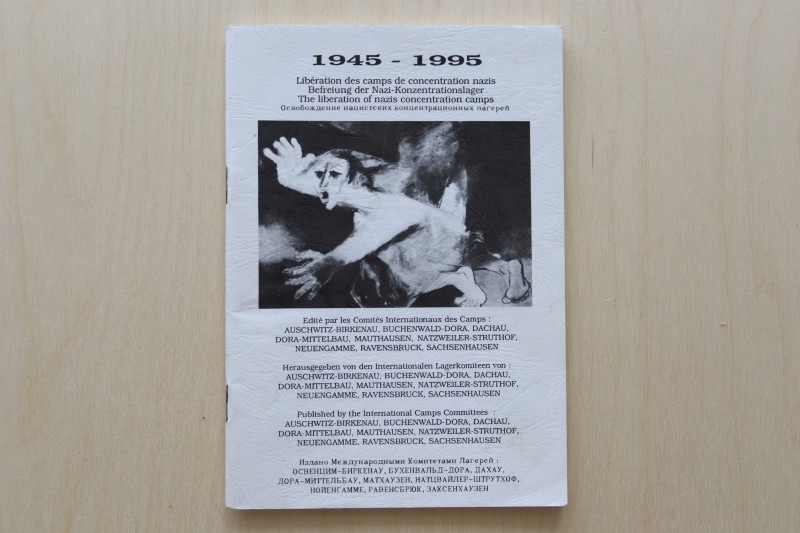 Брошура «Визволення нацистських концтаборів», видана Міжнародним Комітетом Таборів за допомоги Європейської Співдружності.