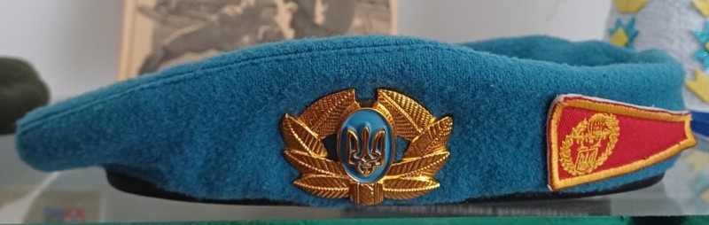 Берет військовослужбовця аеромобільних військ ЗС України