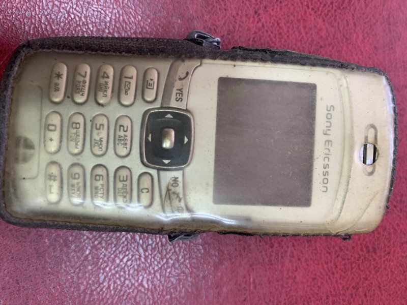 Мобільний телефон Sony Ericsson