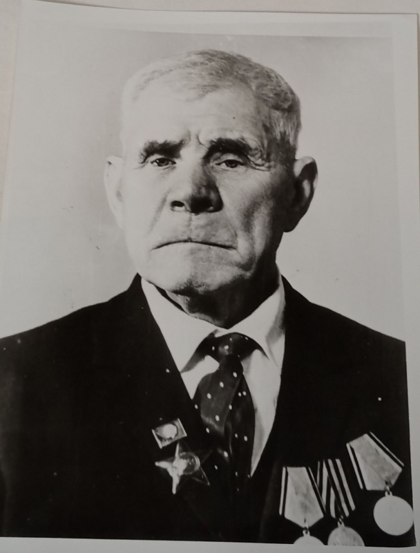 Іван Іванович Тютюнник - учасник воєнно-політичних подій 1917-1921 рр. та Другої світової війни.