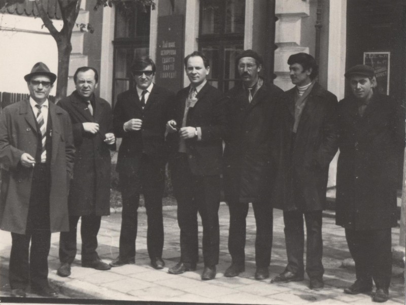 Фотографія. Володимир Івасюк на 100-річчі Василя Стефаника. Весна 1971 року.