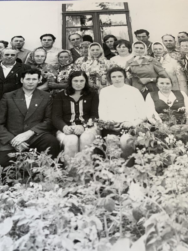 Фото "Депутати місцевих рад--обрані 19 червня 1977 року"