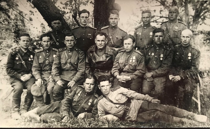 Фото - начальник п/відділу, полковник Яровий