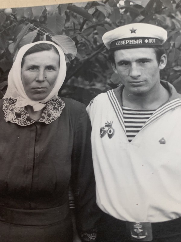 Фото "Сім’я Героя Радянського Союзу Архипа Самійловича Маніти"
