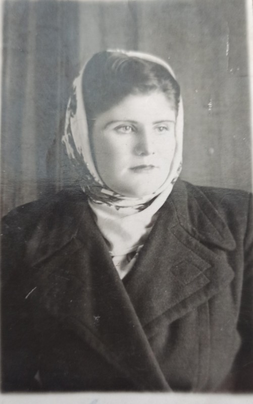 Фото жінки (1952 рік).