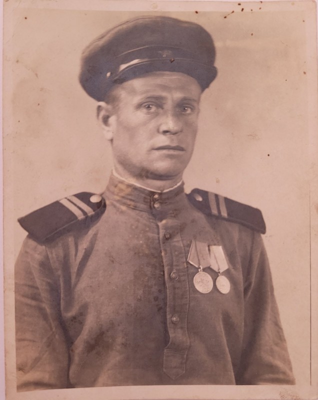 Кириченко Микола Мойсейович, молодший сержант.