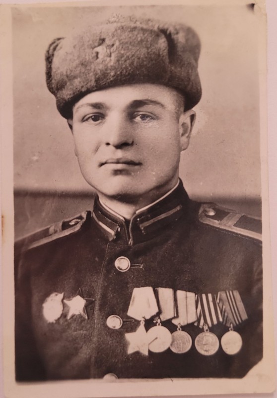Початковський Іван Іванович, комсорг 2-го дивізіону 199 гвардійського полка.