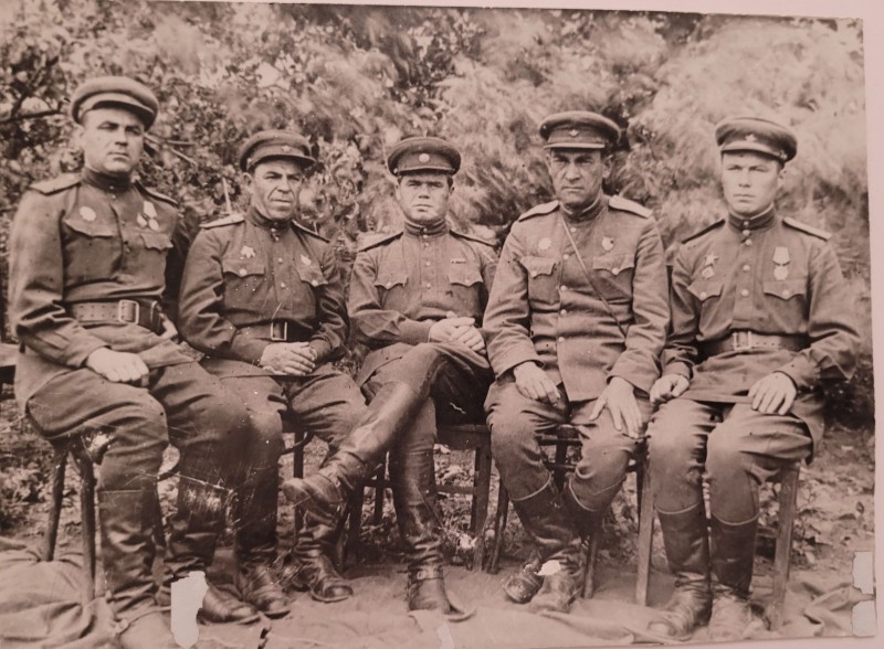 Командування  та політичний відділ 259 Артемівської дивізії.