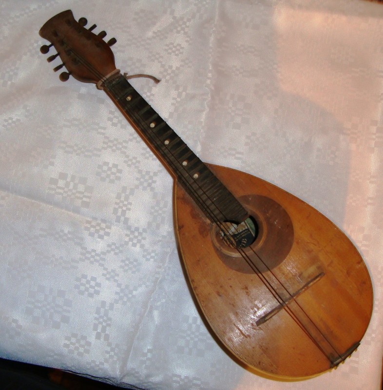 Мандоліна.