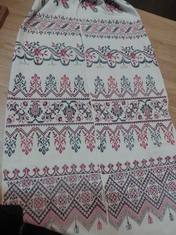 Рушник (доріжка) вишиваний