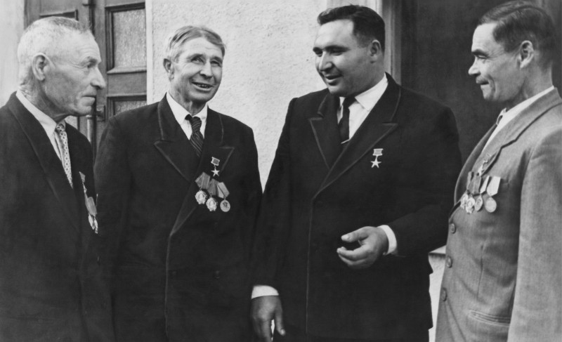 Колекція фото світлин винрадгоспу «Шабо»  (1940-1950 роки) «Герої  Соціалістичної  Праці»