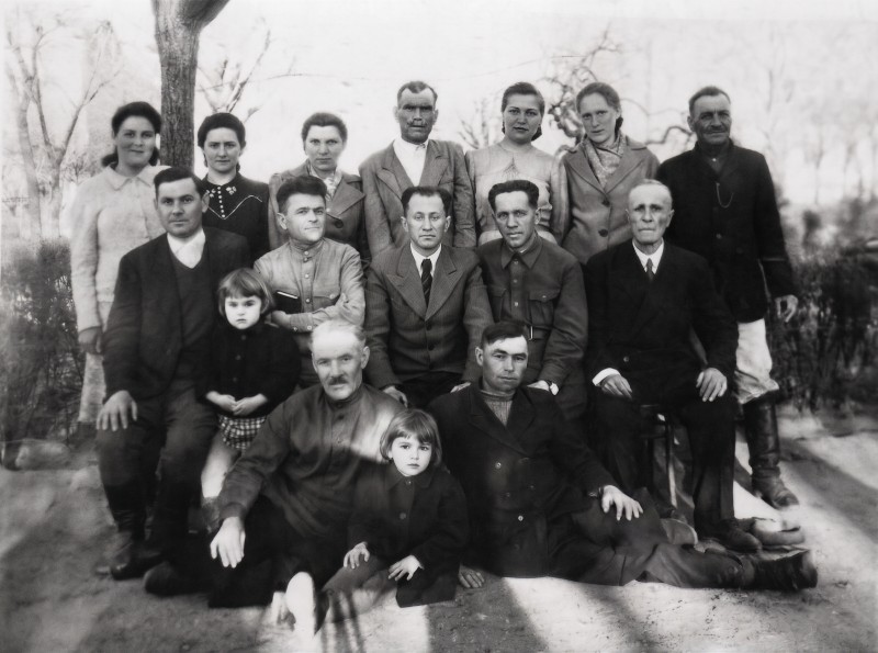 Колекція фото світлин винрадгоспу «Шабо»  (1940-1950 роки) «Обличчя виноробної історії»