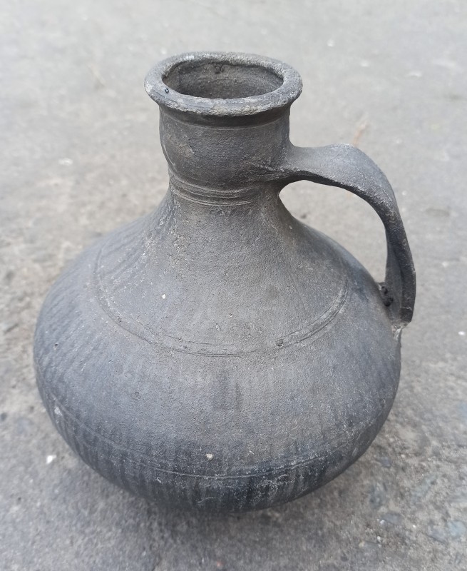 Сулія з ручкою, чорна.